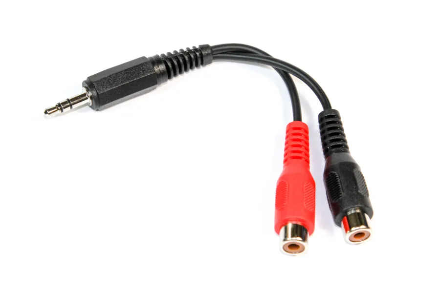 InCarTec 3,5mm stereoplug - RCA-naaras