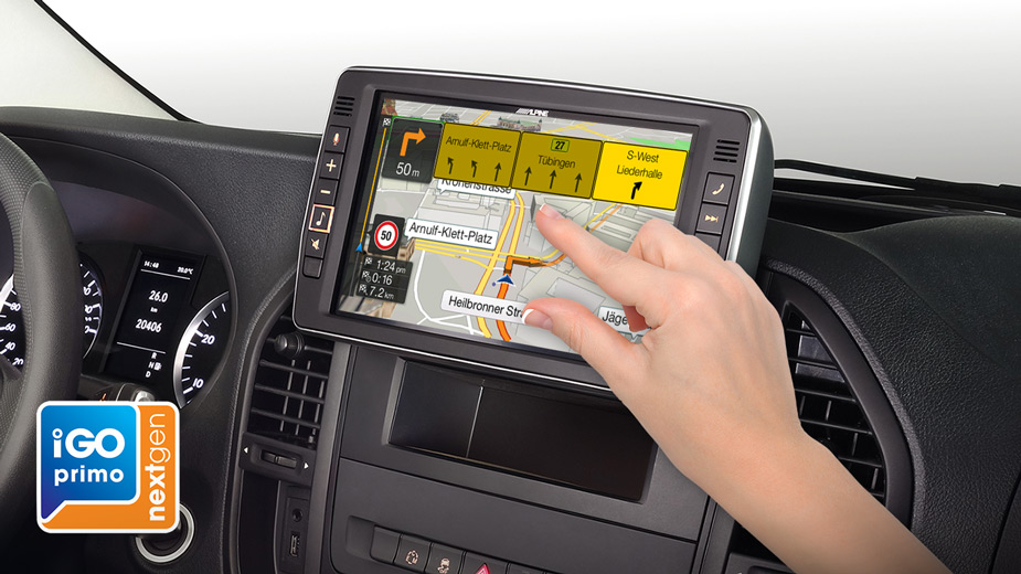 Alpine Style Navigation Designed for Mercedes Vito X903D V447 1 Alpine X903D-V447 9" Navisoitin MB Vito W447 MB Vitoon (V447) tehty Premium navigointisoitin, kolmen vuoden ilmaisilla karttapäivityksillä, Apple CarPlay:llä, Android Auto:lla, HDMI-liitännöillä, Bluetoothilla, USB:llä ym.ym. X903D-V447 on entistä nopeammalla prosessorilla ja suuremmalla muistikapasiteetilla = Vielä aiempiakin malleja tehokkaampi ja nopeampi navigointi! HUOM: Soittimen valikot ovat suomen kielellä ja navigointi antaa myös opastukset suomeksi.