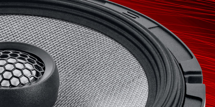 R2 S65 Glass Fiber Reinforced Cone Alpine R2-S65 2-Tie 6.5" Koaksiaalit Täysin uudistettu Alpine R-sarjan koaksiaalikaiutin. Alpine uudisti koko R-Series kaiutinmallistonsa ja kaikki uudet mallit ovat nyt Hi-Res Audio sertifioituja, joissa toistoalue ulottuu jopa 40 kilohertsiin saakka!