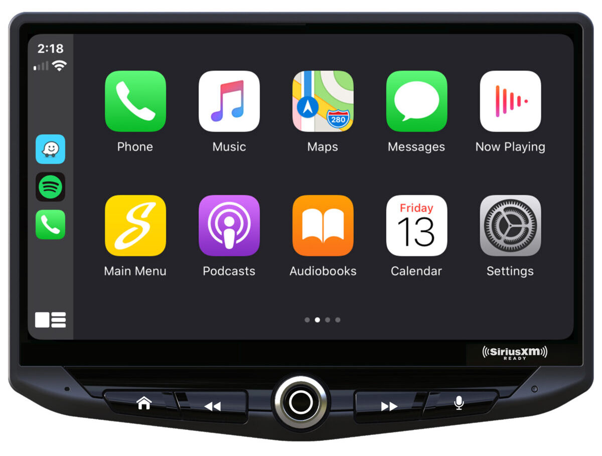 UN1810 AppleCarPlay e1685612868688 Stinger HEIGH10 10" multimediasoitin Stingerin 10″ näytöllä oleva multimediasoitin. Apple CarPlay Android Auto Bluetooth RDS- ja DAB virittimet Neljän kameran sisääntulot Optinen lähtö